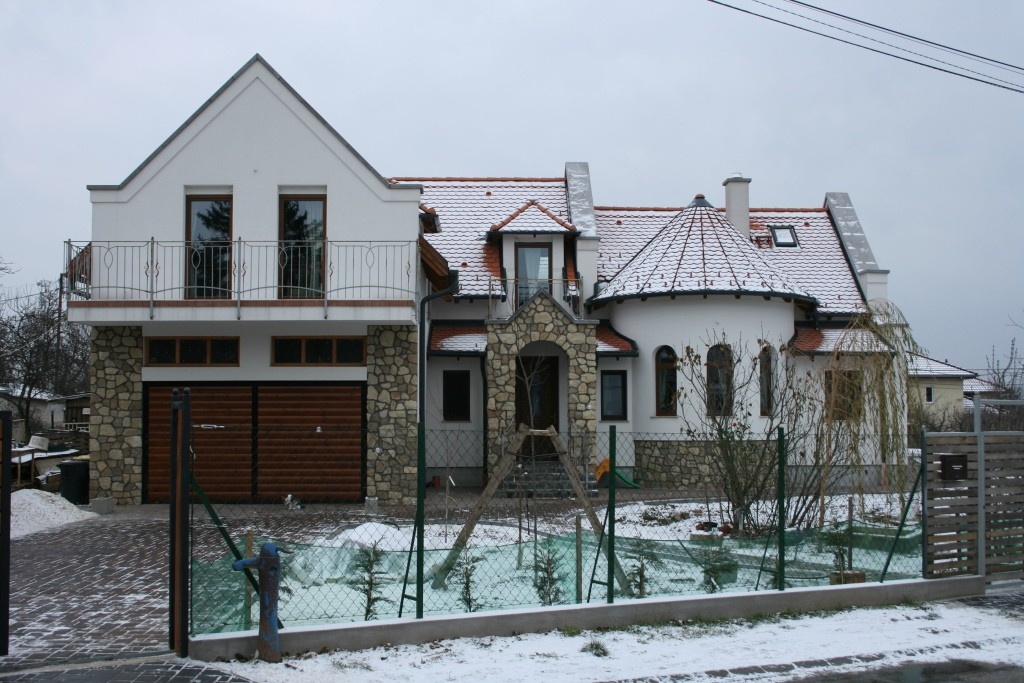 Budapest, Alkotmány utcai ház